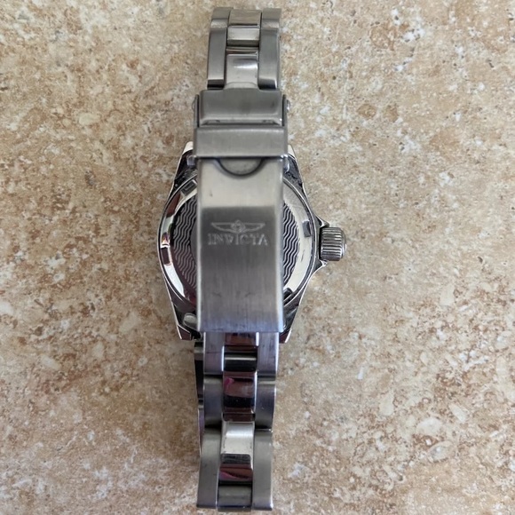 Invicta Pro Diver Professional Quartz 200M 14125 - Picture 5 of 6